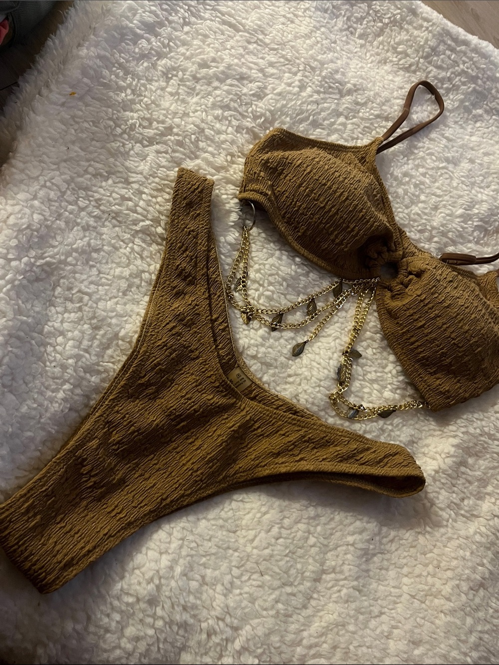 Brown Knit Two-Piece Bikini Set with Gold Chain Detail - Picture 2 of 5